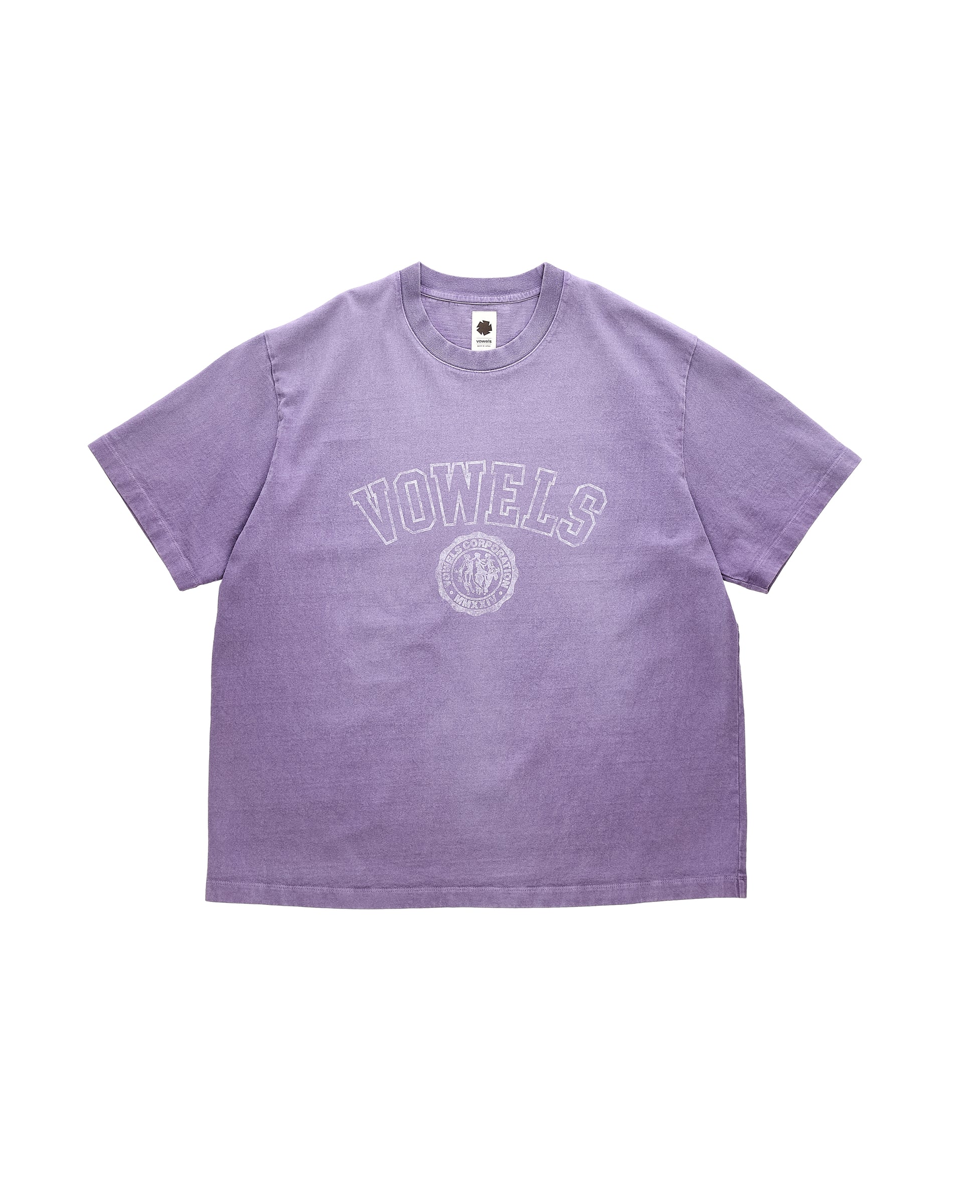 【関税込み】vowels ブラック Faded Collegiate Tシャツ vowels | Faded Collegiate Tee