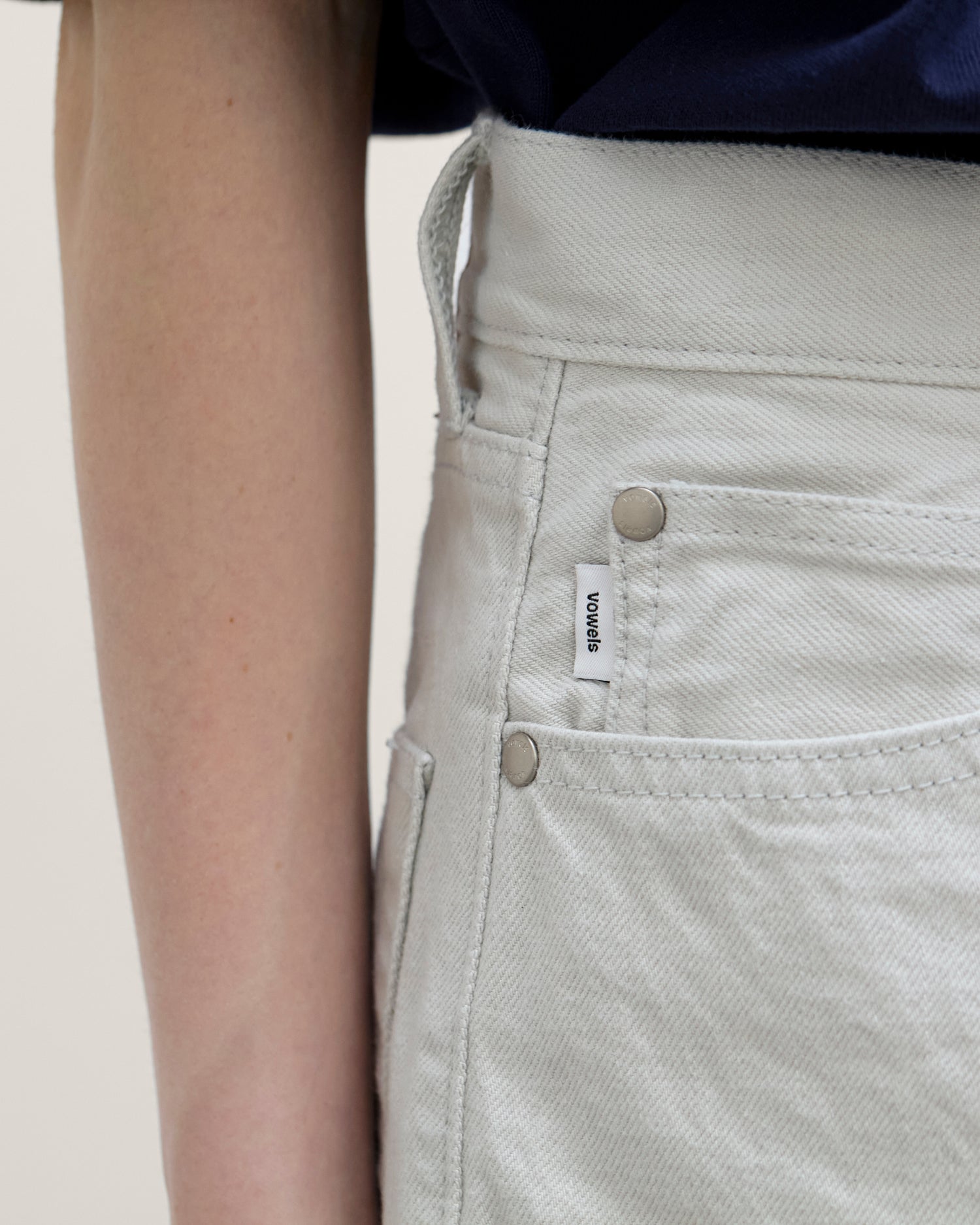 vowels | Straight Denim