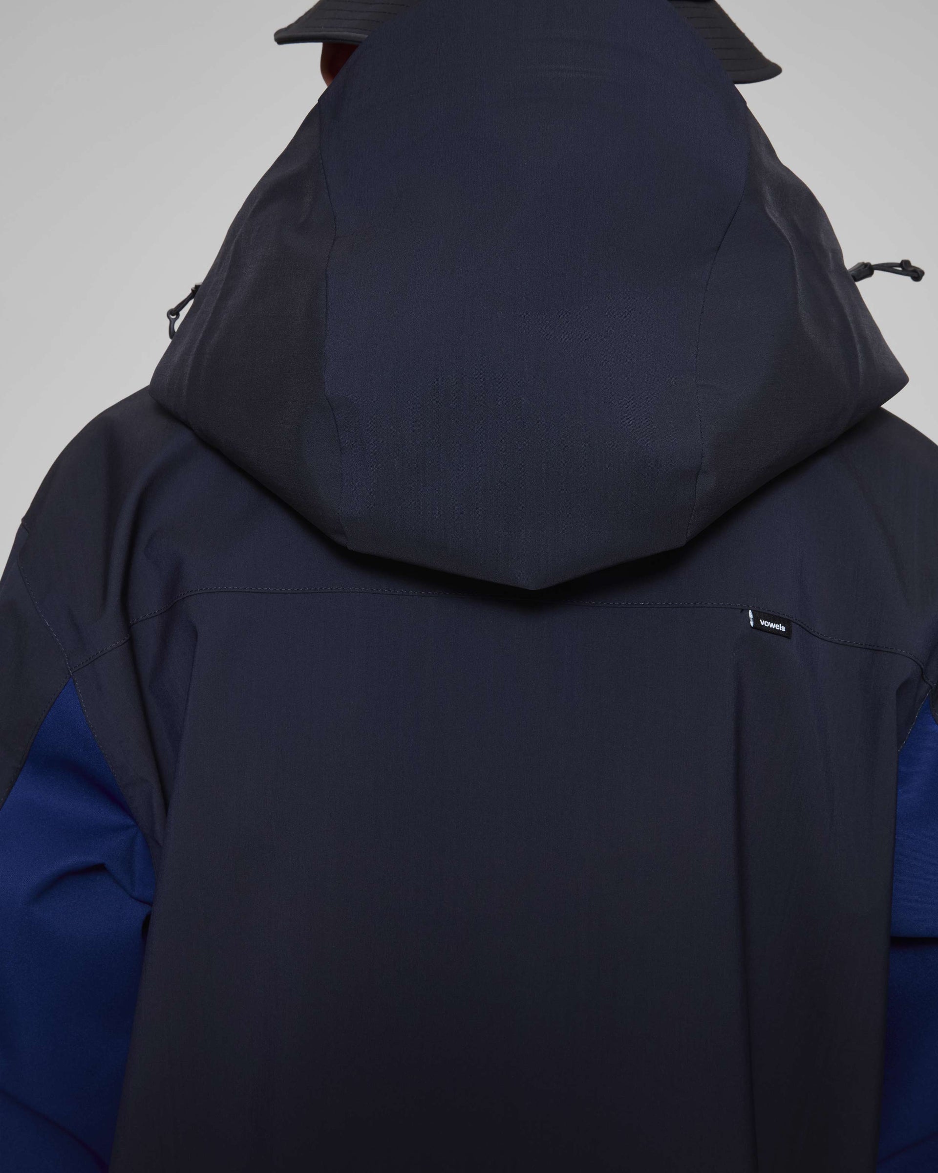 vowels | Shell Jacket